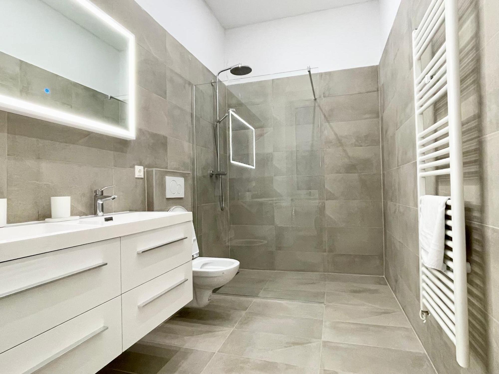 Luxury Apartment At Famous Vienna Kutschkermarkt Ngoại thất bức ảnh